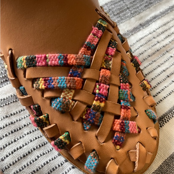 Sundance Catalog Latino slip one, 7, new in box - Picture 3 of 7